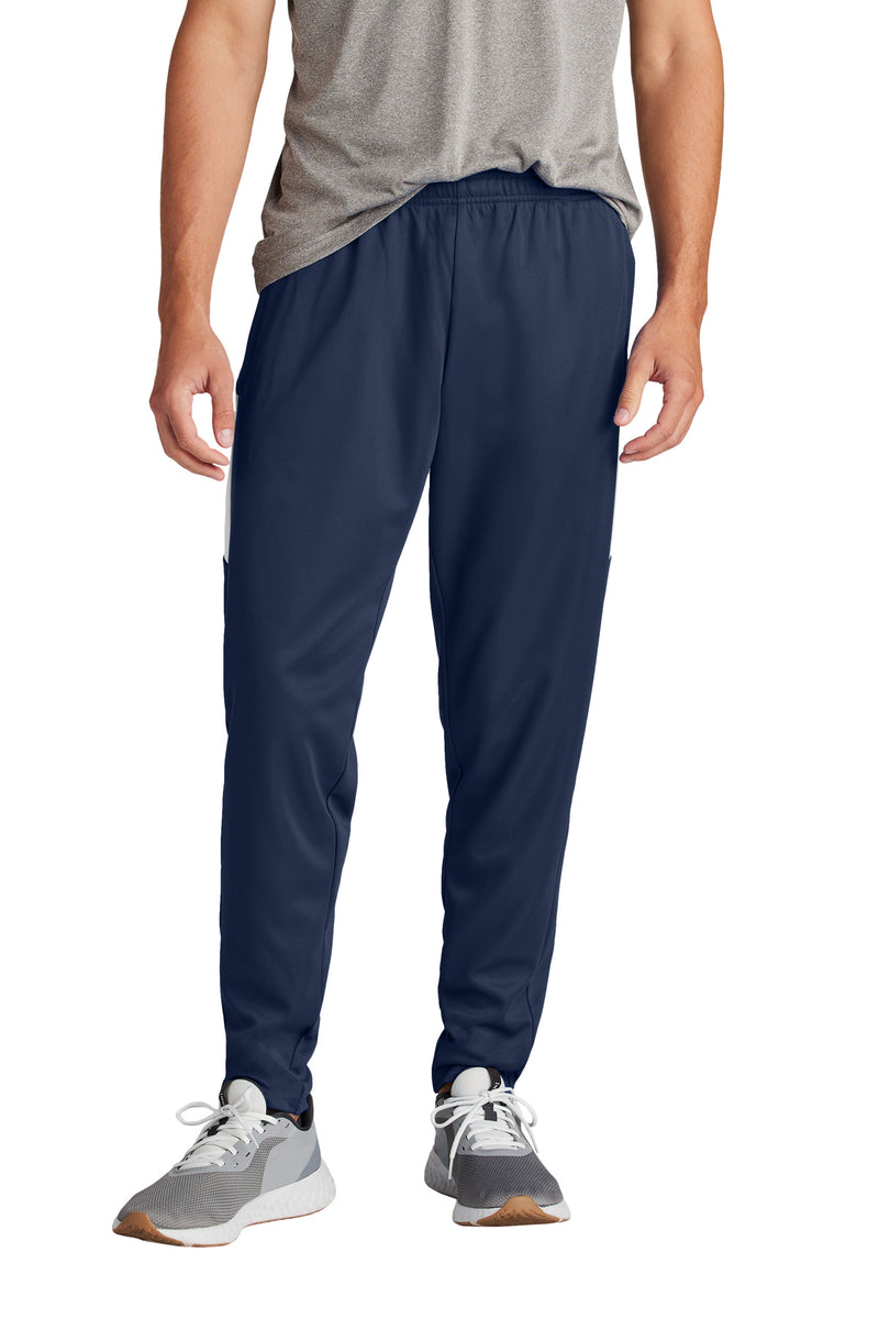 DRIEQUIP Travel Pant with Recycled Polyester & Leg Zippers